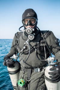 Plongeur sidemount